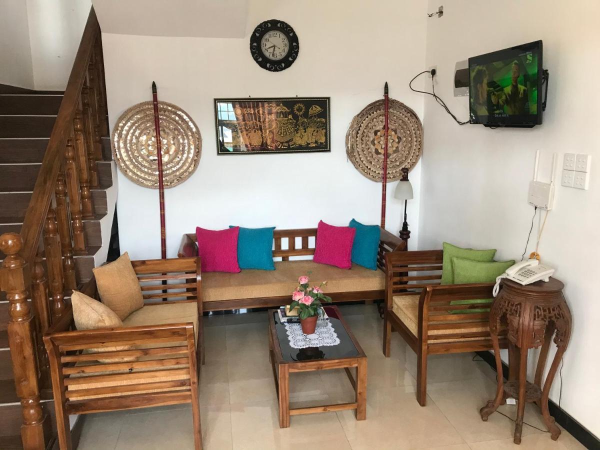 נוארה אליה Dahlia Mount View Hotel מראה חיצוני תמונה