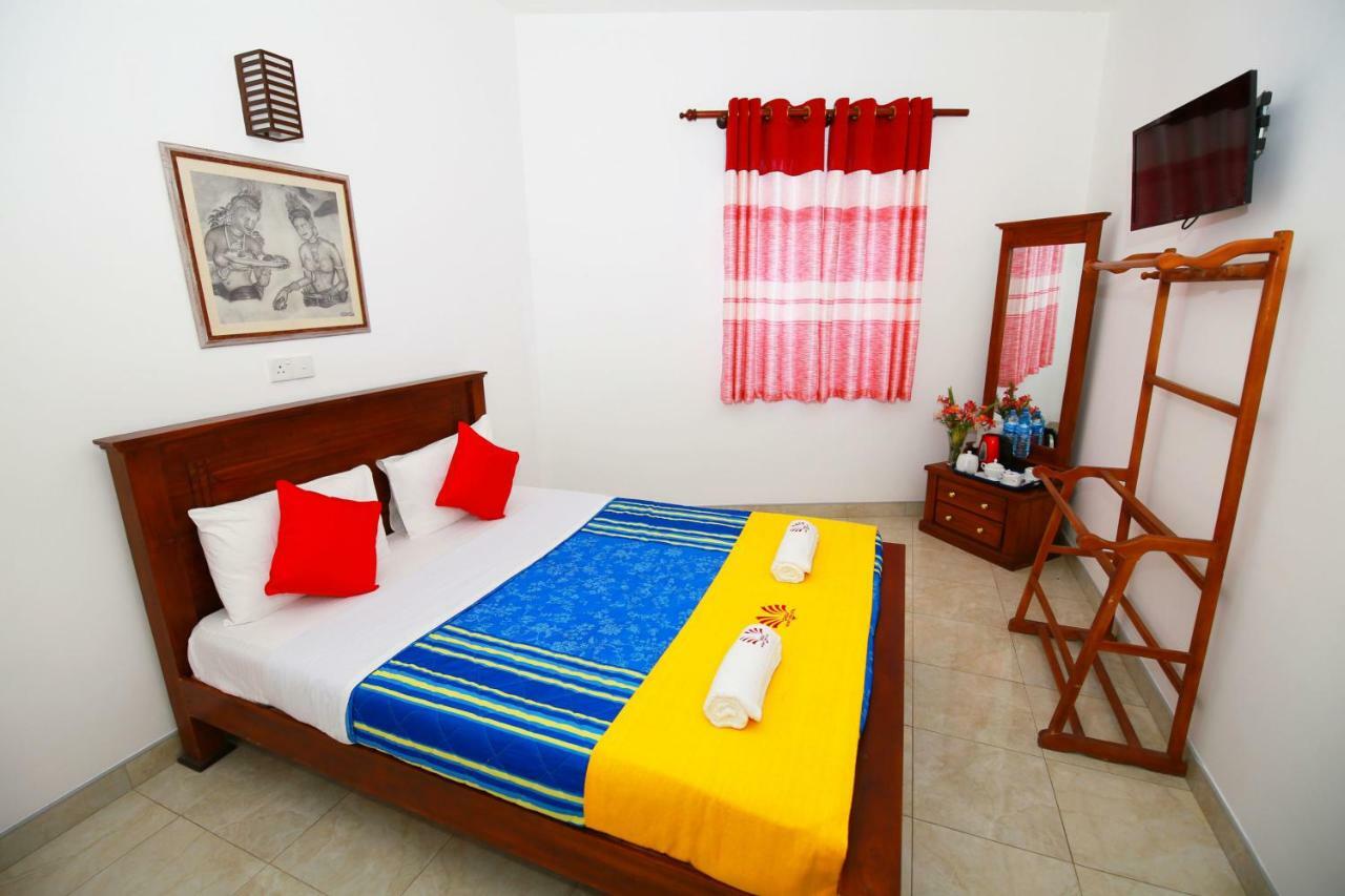 נוארה אליה Dahlia Mount View Hotel מראה חיצוני תמונה